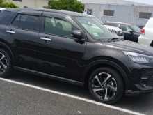 https://riyasewana.com/uploads/toyota-raize-z-4113013323.jpg