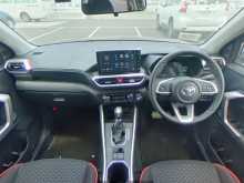 https://riyasewana.com/uploads/toyota-raize-z-4113013765.jpg