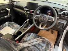https://riyasewana.com/uploads/toyota-raize-z-514202022763.jpg