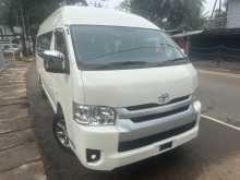 Toyota Hiace Gdh Commuter 2025 Van