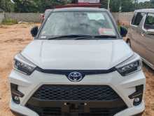 Toyota Raize Z Hybrid 4 Way Cam 2026 SUV