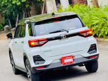 https://riyasewana.com/uploads/toyota-raize-z-718183622982.jpg
