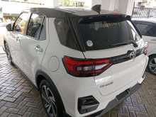 https://riyasewana.com/uploads/toyota-raize-z-81002314413.jpg