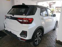 https://riyasewana.com/uploads/toyota-raize-z-81002426144.jpg