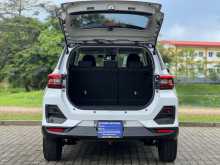https://riyasewana.com/uploads/toyota-raize-z-8181900446.jpg