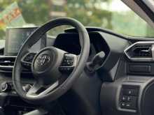 https://riyasewana.com/uploads/toyota-raize-z-8181900635.jpg