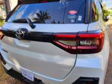 https://riyasewana.com/uploads/toyota-raize-z-9152023762.jpg