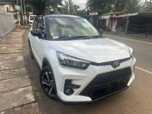 Toyota Raize Z Hybrid 2025 SUV