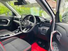 https://riyasewana.com/uploads/toyota-raize-z-grade-24100635226.jpg