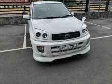 Toyota RAV4 2000 SUV