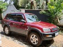 Toyota RAV4 1997 SUV