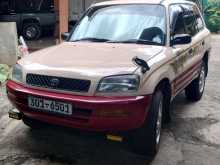Toyota RAV4 1997 SUV
