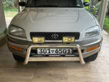 Toyota RAV4 1996 SUV