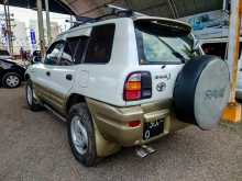 https://riyasewana.com/uploads/toyota-rav-4-4131525134.jpg