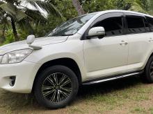 https://riyasewana.com/uploads/toyota-rav4-1310502917974.jpg