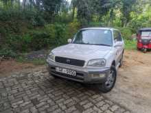 Toyota Rav4 1998 SUV
