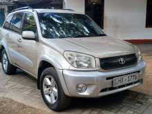 https://riyasewana.com/uploads/toyota-rav4-142104414441.jpg