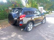 https://riyasewana.com/uploads/toyota-rav4-151324526395.jpg