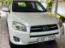 Toyota RAV4 2011 SUV