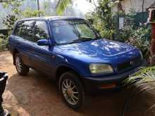 Toyota RAV4 1996 SUV