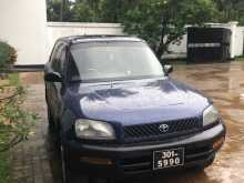 Toyota RAV4 1996 SUV