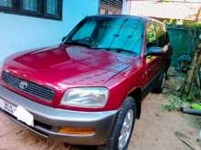 Toyota RAV4 1998 SUV