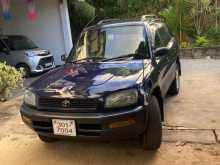 Toyota RAV4 1999 SUV