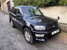 Toyota RAV4 1999 SUV