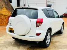 https://riyasewana.com/uploads/toyota-rav4-2007-411422112172.jpg
