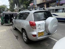 https://riyasewana.com/uploads/toyota-rav4-238463924652.jpg