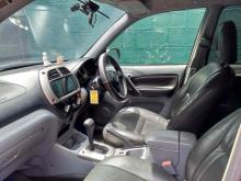 https://riyasewana.com/uploads/toyota-rav4-78214424571.jpg