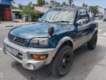 Toyota RAV4 1999 SUV