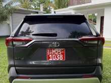 https://riyasewana.com/uploads/toyota-rav4-adventure-2215320822193.jpg