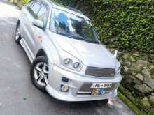 Toyota RAV4 J 2000 SUV
