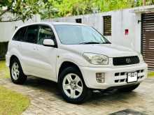 Toyota RAV4 J 2002 SUV