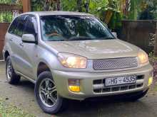 Toyota RAV4 J 2003 SUV