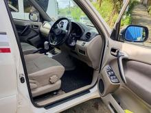 https://riyasewana.com/uploads/toyota-rav4-l-281000156915.jpg