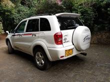 Toyota RAV4 LIMITED 6 2004 SUV
