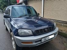 Toyota RAV4 2000 SUV