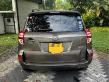 https://riyasewana.com/uploads/toyota-rave4-191225522652.jpg