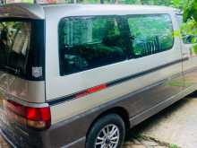 https://riyasewana.com/uploads/toyota-regius-1998-2413552812672.jpg