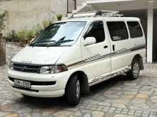 Toyota Regius 1999 Van