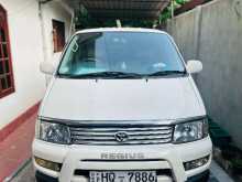 Toyota Regius 2000 Van
