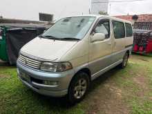 Toyota Regiuse 2001 Van