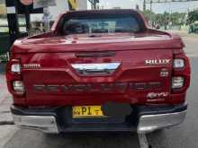 https://riyasewana.com/uploads/toyota-rev-rocco-5837214052.jpg