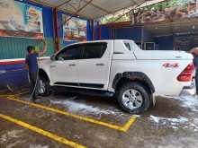 https://riyasewana.com/uploads/toyota-revo-g-201516144822.jpg