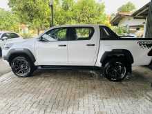 https://riyasewana.com/uploads/toyota-rocco-2-8-58215022402.jpg