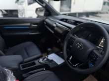 https://riyasewana.com/uploads/toyota-rocco-2025-109582812034.jpg