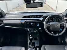 https://riyasewana.com/uploads/toyota-rocco-21524571003.jpg