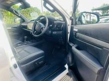 https://riyasewana.com/uploads/toyota-rocco-251449046586.jpg
